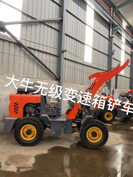 小型鏟車(chē)